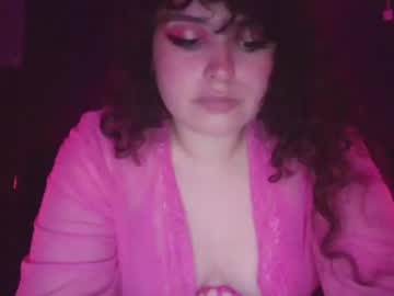 crystalhouse444 live cam preview