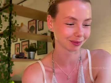 elli_harmon live cam