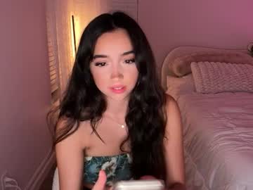 emilyfawn live cam preview