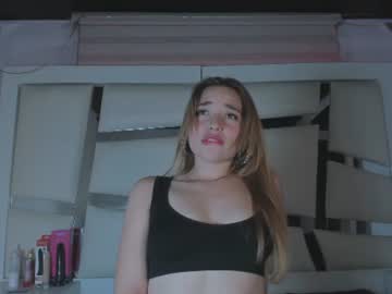 emmily_evans_ live cam preview