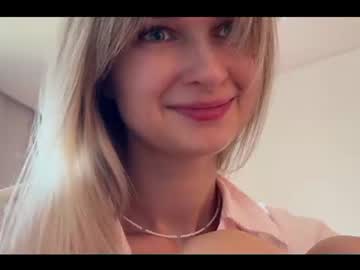 esmereal live cam