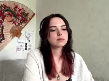 frosted_bloom live cam