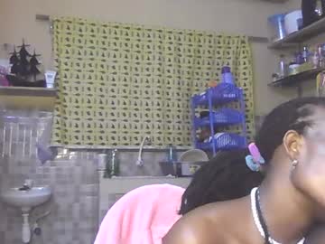 hotsassyqueen219667 live cam