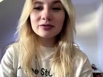 jeraldinebounds live cam preview
