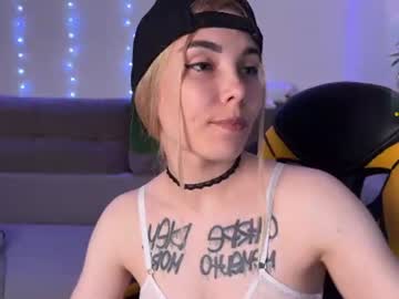 kittie_bear live cam