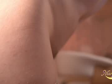 marylunamay live cam