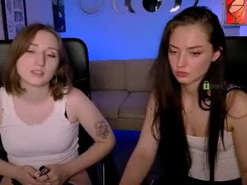 miki_nikki live cam