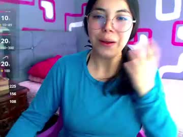 mochiluna live cam