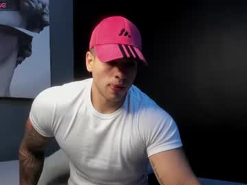 nicolasmuscle live cam