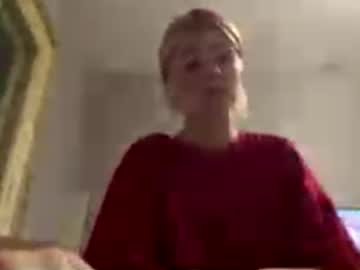 richellearmentrout live cam