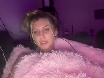 skye_summerss live cam