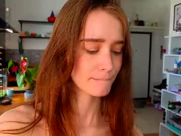 aliviawithlove live cam