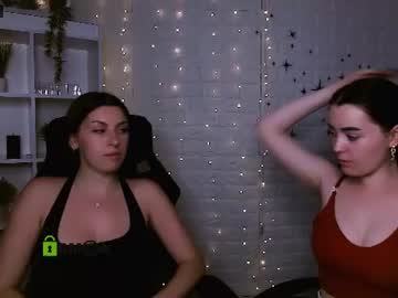 amalialowell live cam