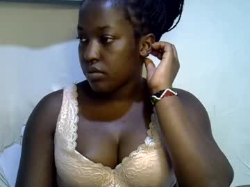 curvy_flow live cam