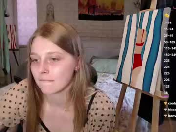 helenundersin live cam