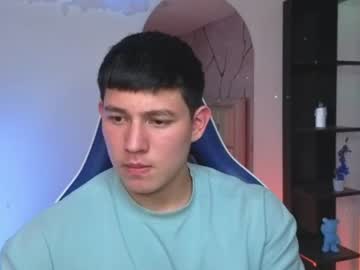 james_cr live cam