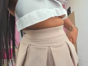 lillyy16 live cam