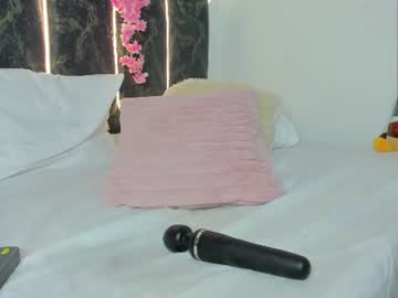 luany_moon live cam
