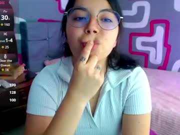 mochiluna live cam