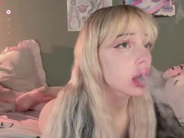nicole_yo live cam
