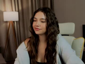 nutshellz live cam