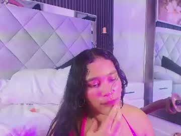 sara_channel_ live cam