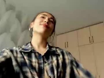 shy_bambiii live cam