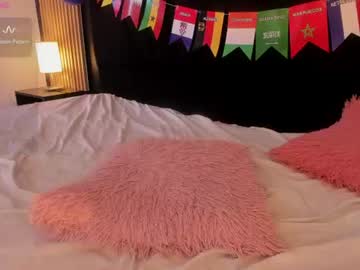 twodolls18 live cam