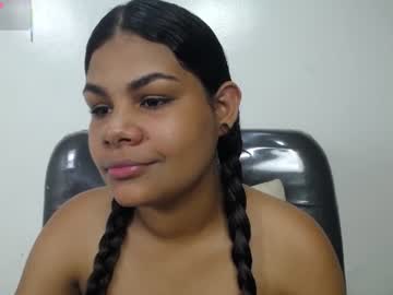 yaazhini457034 live cam