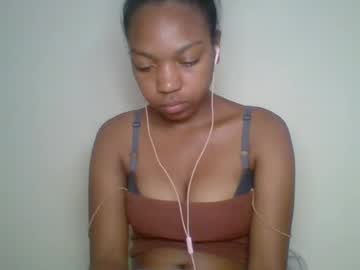 zyraelle_01 live cam